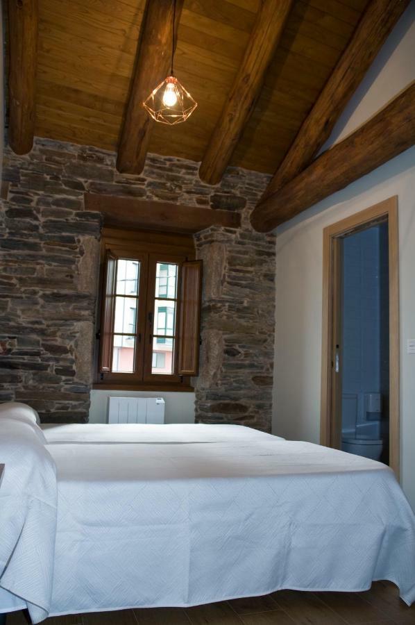 Pension Serrano Sarria Exterior foto