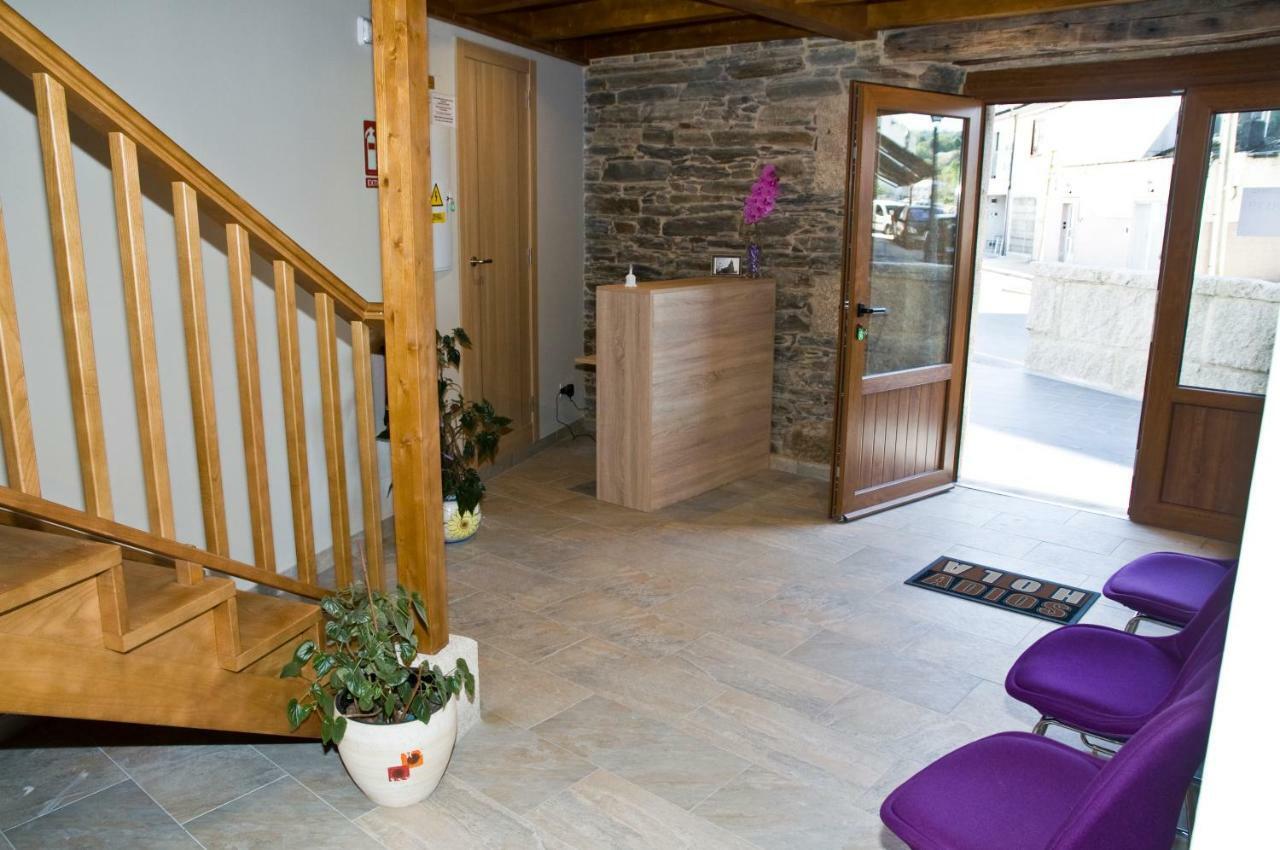 Pension Serrano Sarria Exterior foto